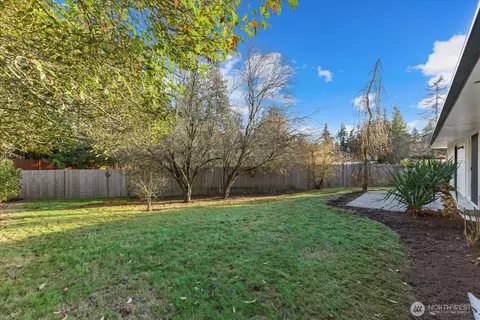 Exterior - 10629 26th Dr SE, Everett, WA 98208 photo 3 of 6
