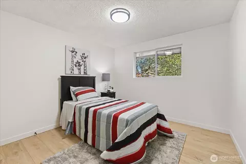 Bedroom - 10629 26th Dr SE, Everett, WA 98208 photo 3 of 4
