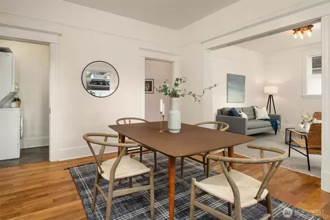 1726 15th Ave #7, Seattle, WA 98122