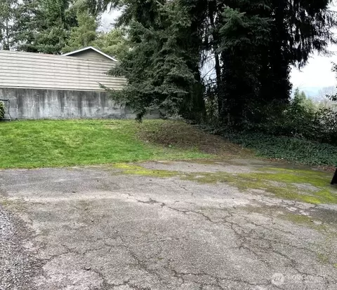 845 NW 95th St, Seattle, WA 98117