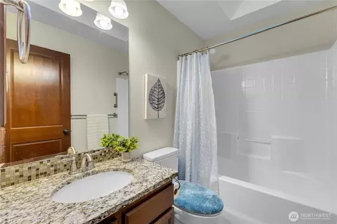 Bath - 15530 Sunset Rd, Bothell, WA 98012 photo 1 of 4