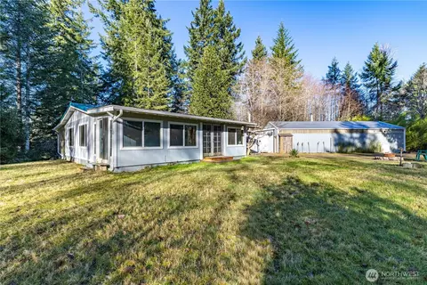 24 W Tipi Ct, Elma, WA 98541