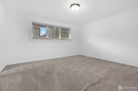 Bedroom - 2105 100th St SE, Everett, WA 98208 photo 4 of 4