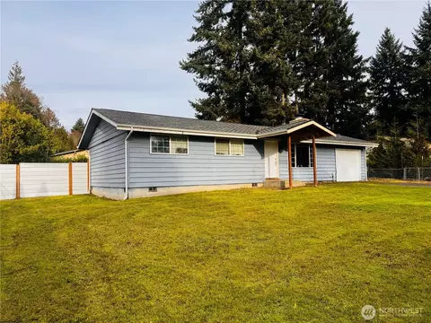 712 Hanford Ave, Bremerton, WA 98310