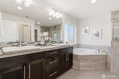 Bath - 22516 41st Dr SE, Bothell, WA 98021 photo 2 of 6