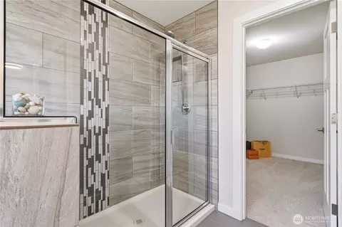 Bath - 22516 41st Dr SE, Bothell, WA 98021 photo 3 of 6