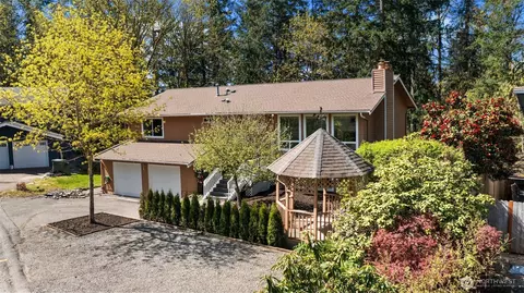 1525 218th Pl NE, Sammamish, WA 98074