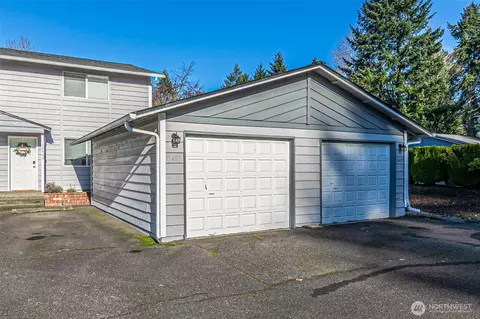 12409 121st St E, Puyallup, WA 98374