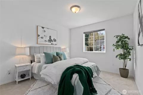 Bedroom - 23215 SE Dr Se 27th, Bothell, WA 98021 photo 3 of 4