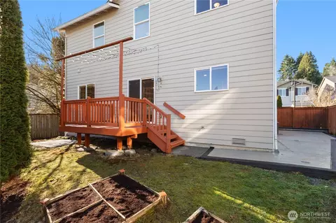 Exterior - 23215 SE Dr Se 27th, Bothell, WA 98021 photo 6 of 8