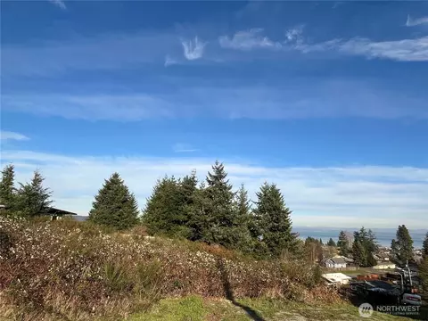 4635 N Darien Dr, Tacoma, WA 98407