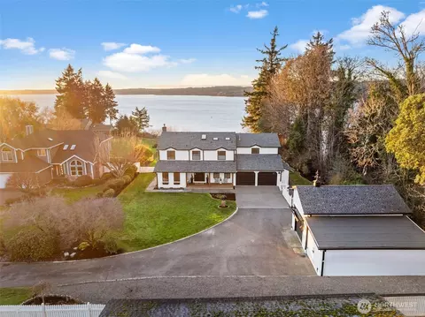 11820 71st Ave NW, Gig Harbor, WA 98332