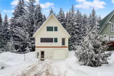 210 N Olson Dr, Snoqualmie Pass, WA 98068