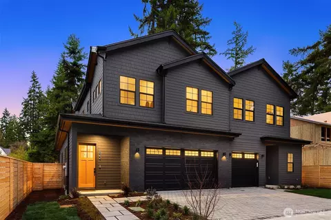 822 165th Ave NE, Bellevue, WA 98008