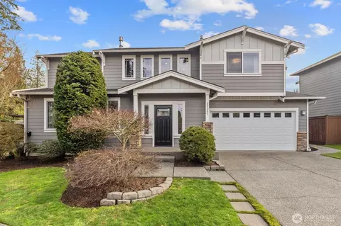20025 11th Ave W, Lynnwood, WA 98036