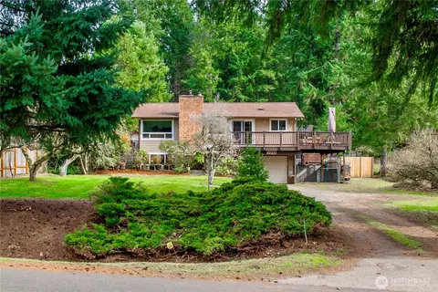 9512 Olson Rd NW, Bremerton, WA 98311