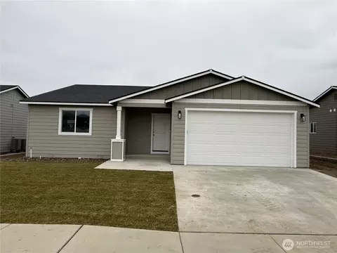 2426 2nd St SE, East Wenatchee, WA 98802