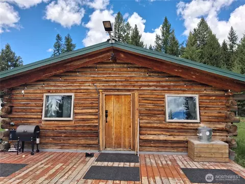 88 Cow Camp Rd, Oroville, WA 98844
