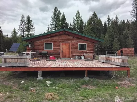 88 Cow Camp Rd, Oroville, WA 98844