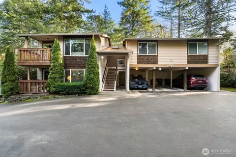 4605 56th St NW #1B, Gig Harbor, WA 98335