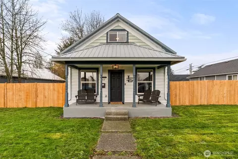 262 SW 2nd St, Chehalis, WA 98532