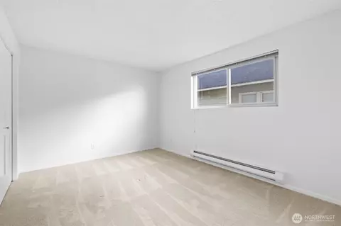 Bedroom - 2210 Grand Ave, Everett, WA 98201 photo 2 of 4