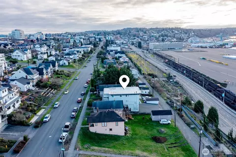 View/Area - 2210 Grand Ave, Everett, WA 98201 photo 8 of 10