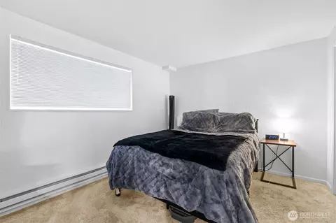 Bedroom - 2210 Grand Ave, Everett, WA 98201 photo 1 of 4
