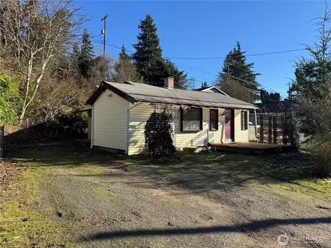 18411 12th Ave NE, Shoreline, WA 98155