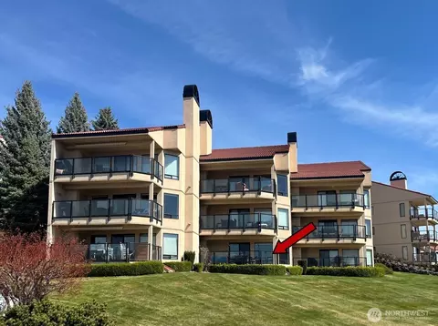 100 Lake Chelan Shores Dr #19-2, Chelan, WA 98816