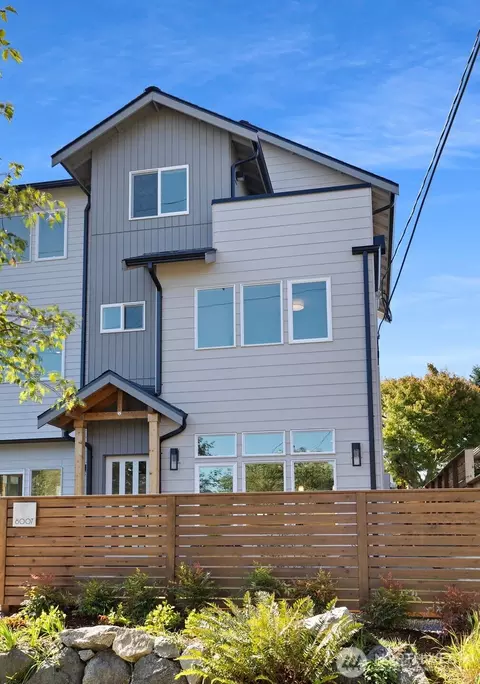 8007 25th Ave NW, Seattle, WA 98117