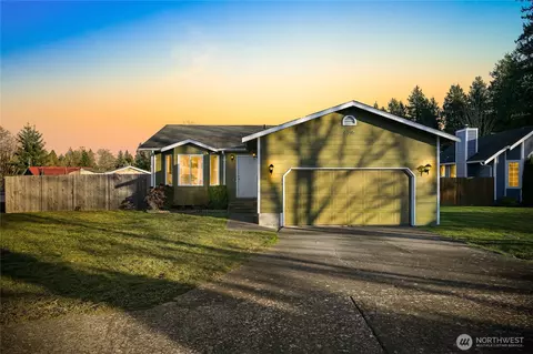 6196 Quail Ct, Ferndale, WA 98248