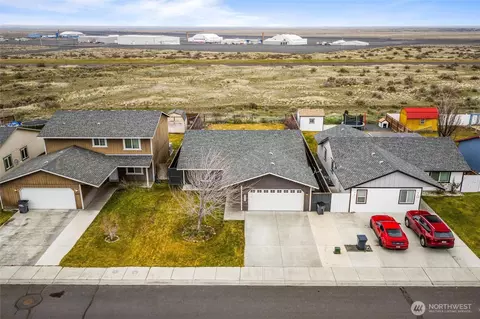 682 L St SE, Ephrata, WA 98823