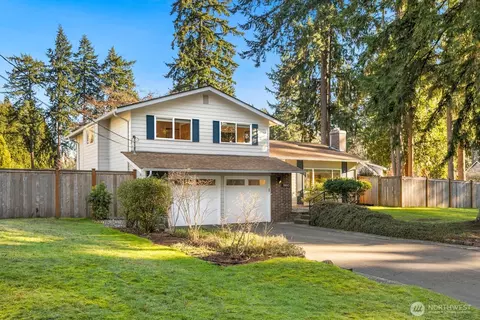 Exterior - 19810 95th Ave NE, Bothell, WA 98011 photo 2 of 5