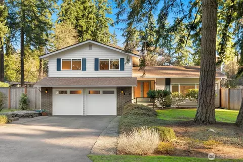 19810 95th Ave NE, Bothell, WA 98011