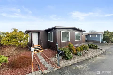 201 Ho Hum Ln, Aberdeen, WA 98520