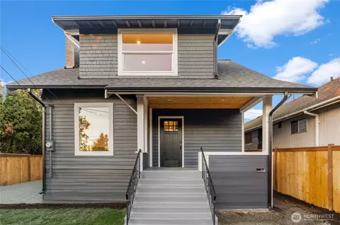 4706 SW Eddy St, Seattle, WA 98136