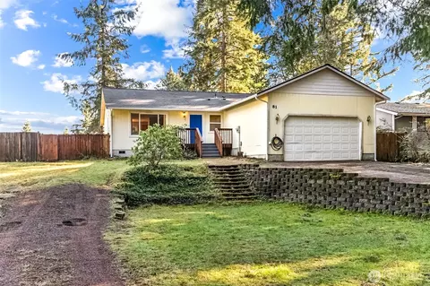 81 NE Santa Maria Ln, Belfair, WA 98528