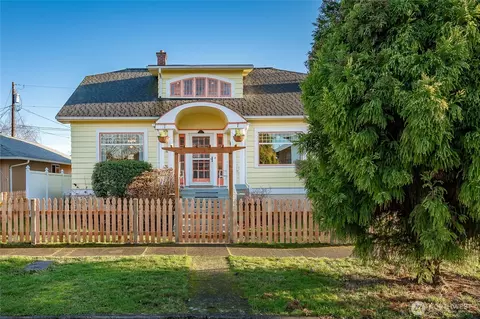 2216 A St, Bellingham, WA 98225