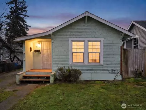 1929 11th St, Bremerton, WA 98337