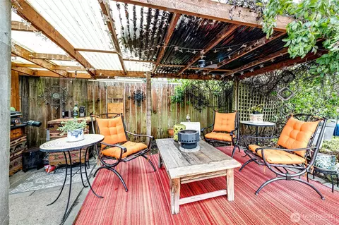 Other - 1116 E Marine View Dr, Everett, WA 98201 photo 4 of 9