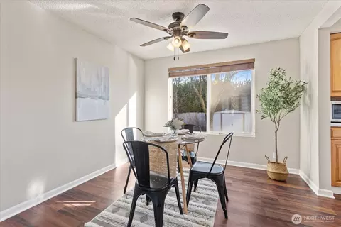 Dining - 9323 10th Ave SE, Everett, WA 98208 photo 1 of 1