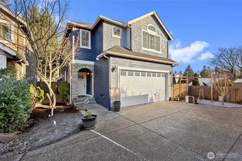 Exterior - 12014 NE 162nd Pl, Bothell, WA 98011 photo 3 of 6