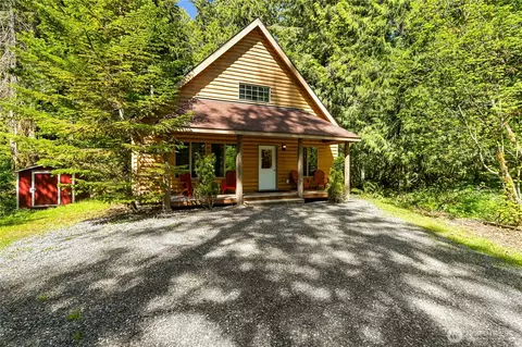 12026 Shuksan Rim Dr, Deming, WA 98244