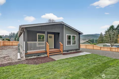 707 10th St, Vader, WA 98593
