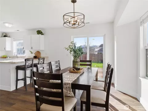 Dining - 1015 Nunnally Ave NW, Orting, WA 98360 photo 3 of 3