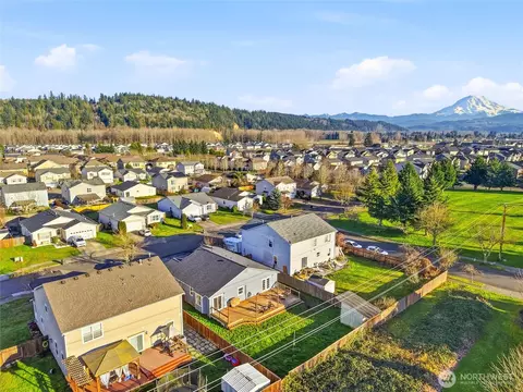 View/Area - 1015 Nunnally Ave NW, Orting, WA 98360 photo 2 of 5