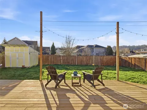 Exterior - 1015 Nunnally Ave NW, Orting, WA 98360 photo 5 of 10