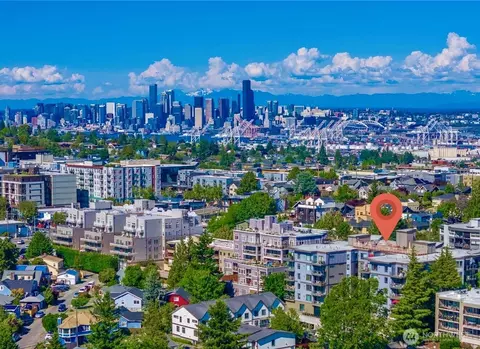 5001 California Ave SW #103, Seattle, WA 98136