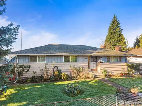 8829 20th Ave SW, Seattle, WA 98106